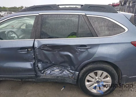 2017 Subaru Outback 2.5I Premium z USA, uszkodzony, nr VIN 4S4BSAFC1H3382877